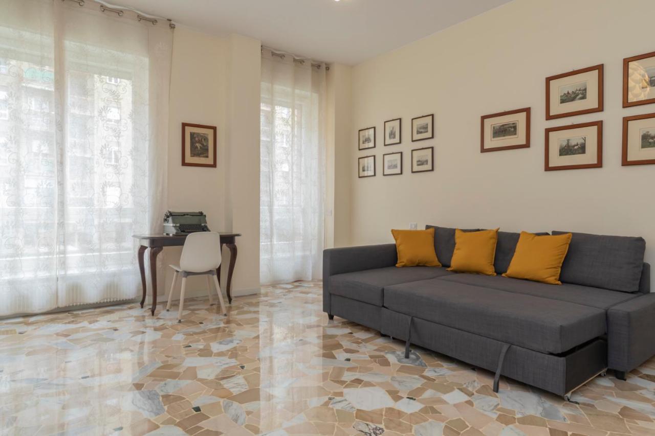 Joivy Modern 2bed Flat With Balcony, 250m From M5 Foppa And M2 Sant'agostino Apartment Mailand