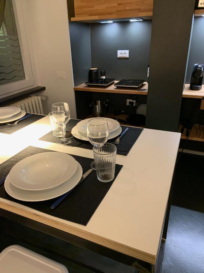 Stylish & Cosy House At Fair Apartment