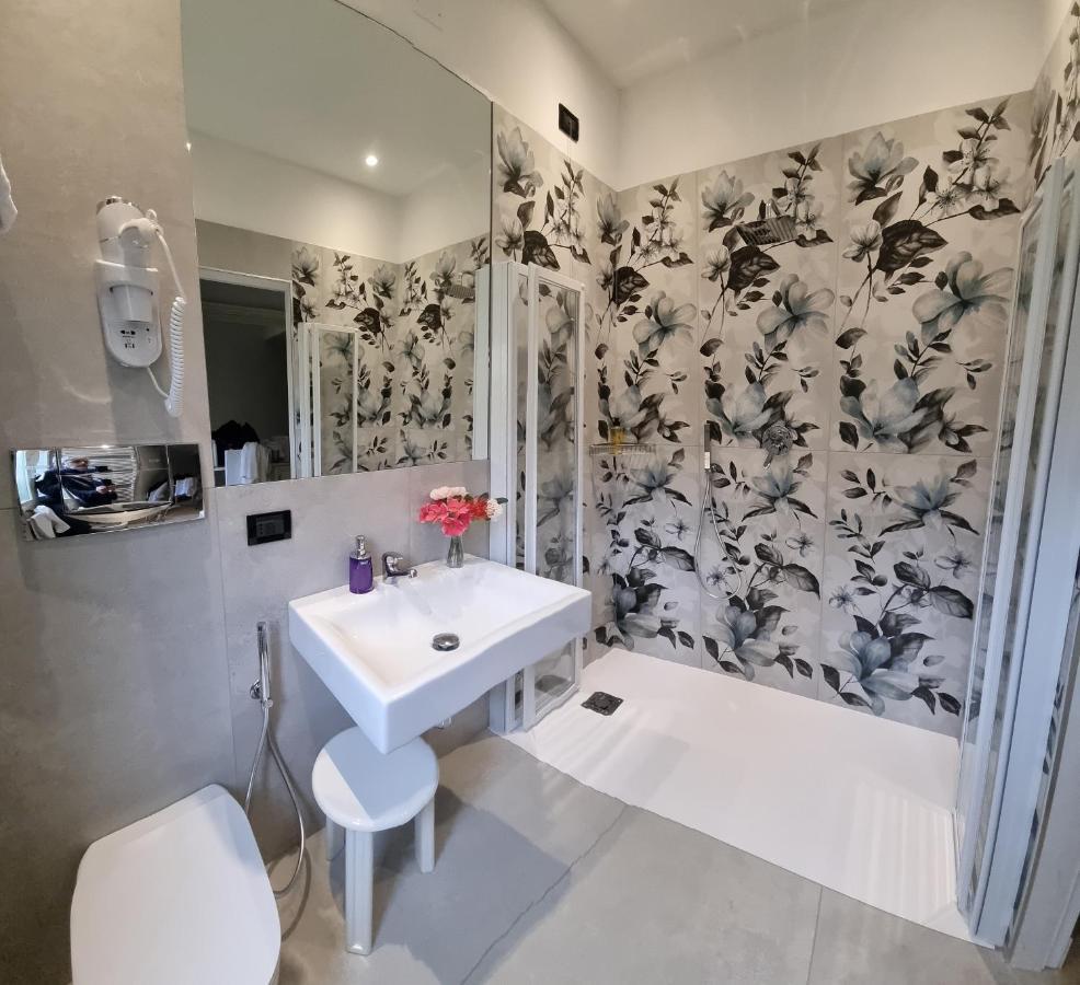 Hotel Charly Mailand