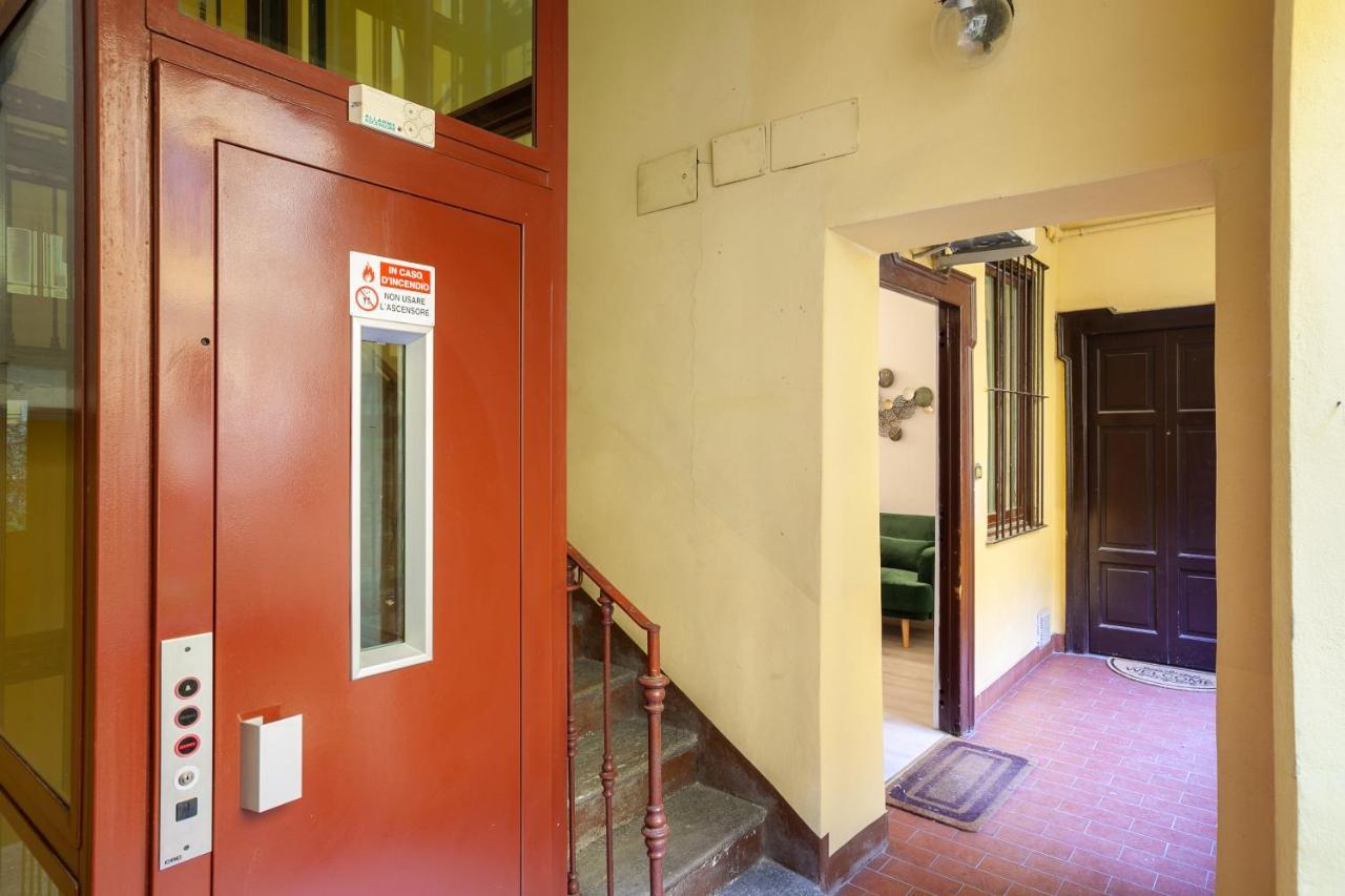 Renovated In Center - Commenda 21 Milão