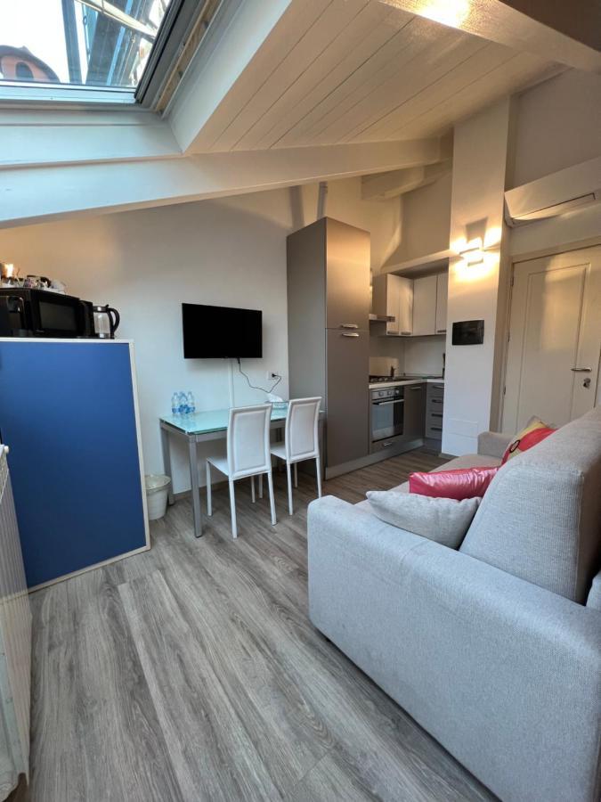 Apartment Sunshine Raggio Di Sole Mailand
