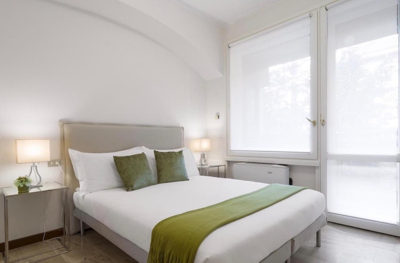Contempora - Elvezia 8 - E12