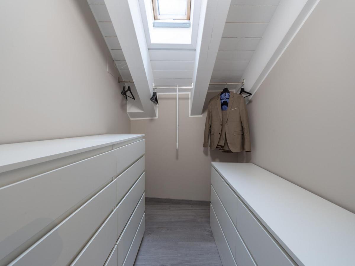 The Rent - Spacious In Paolo Sarpi Apartment *