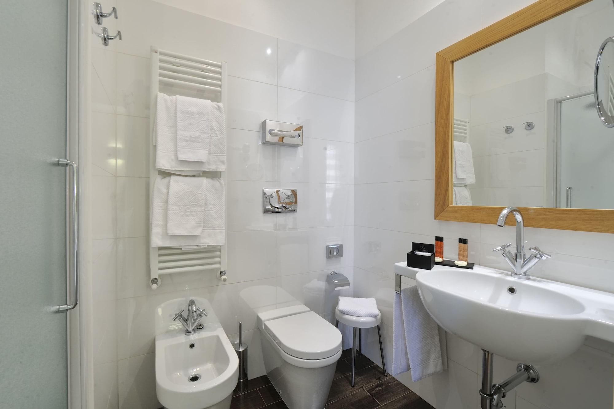 Hotel Canada 3*