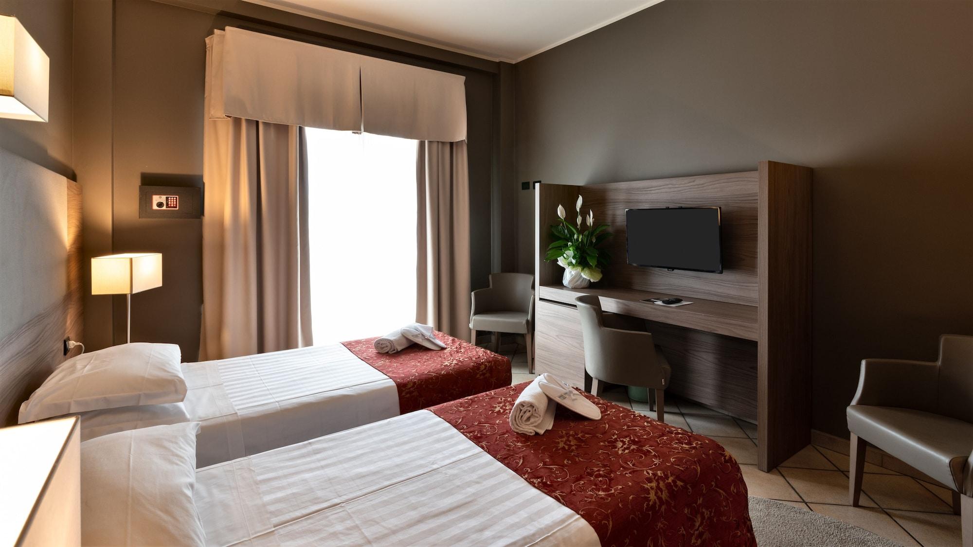 Sunflower Hotel