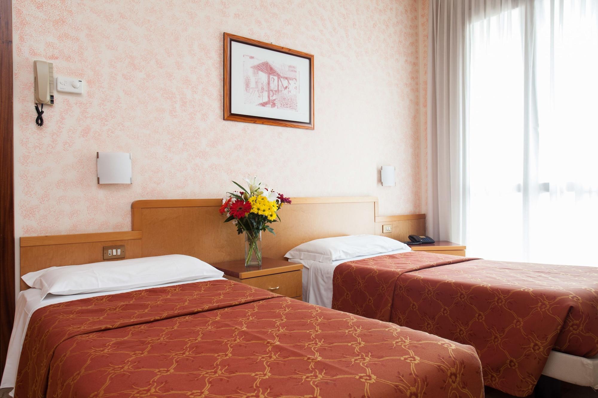Ih Argonne Park 3* Milan