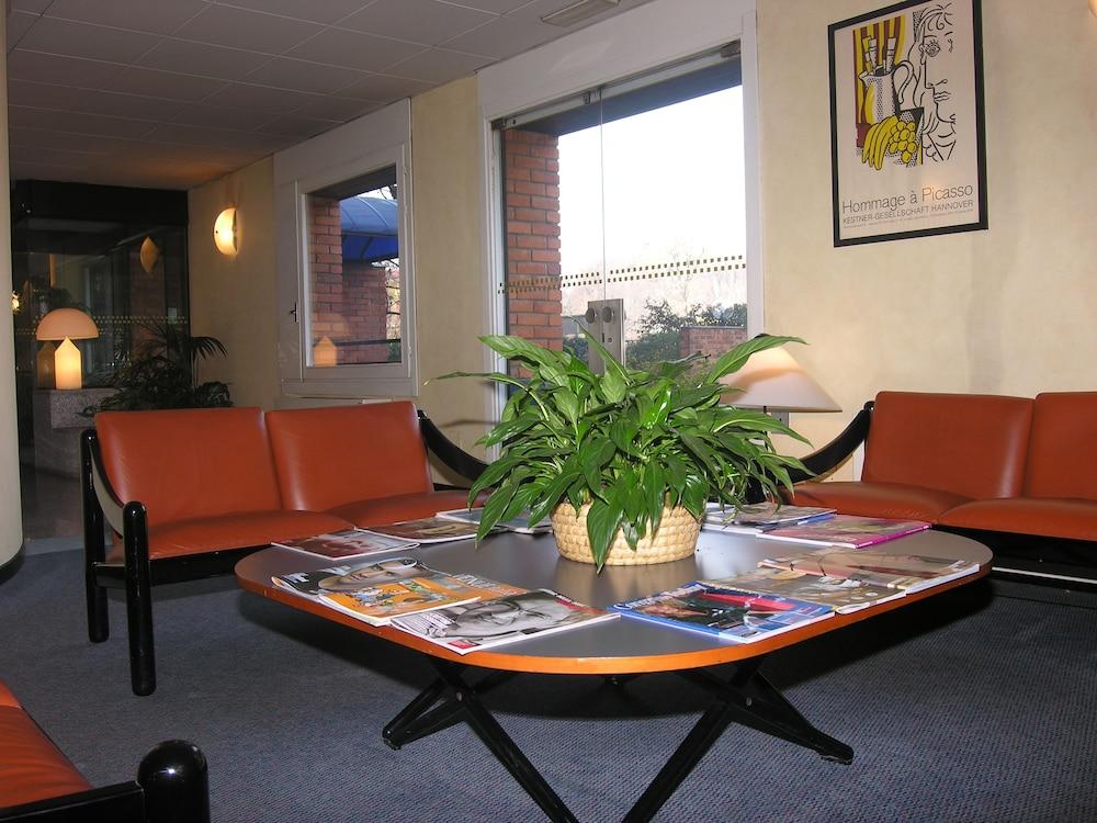 Siloe Aparthotel 4*