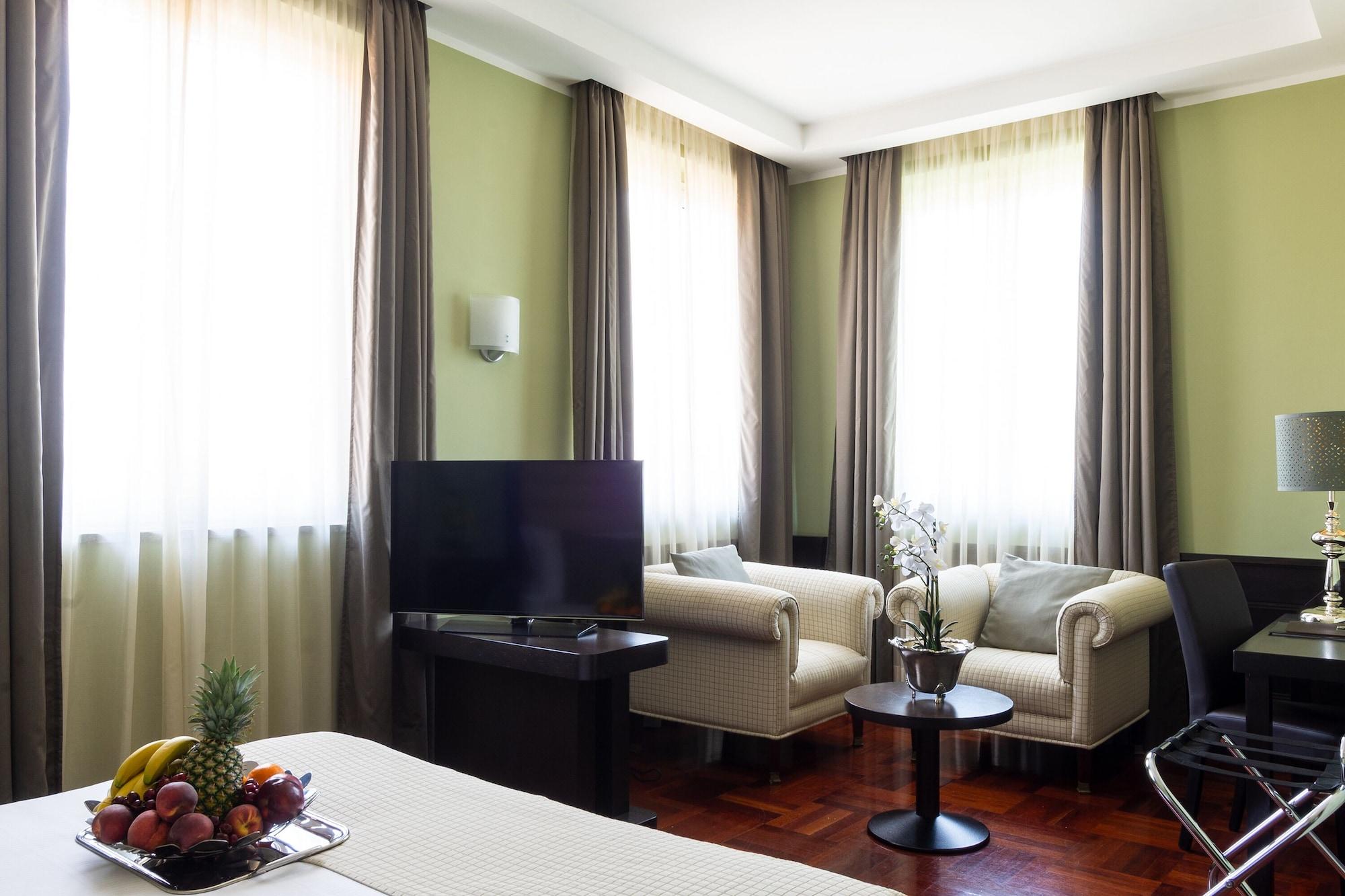 Silver Hotel 4*