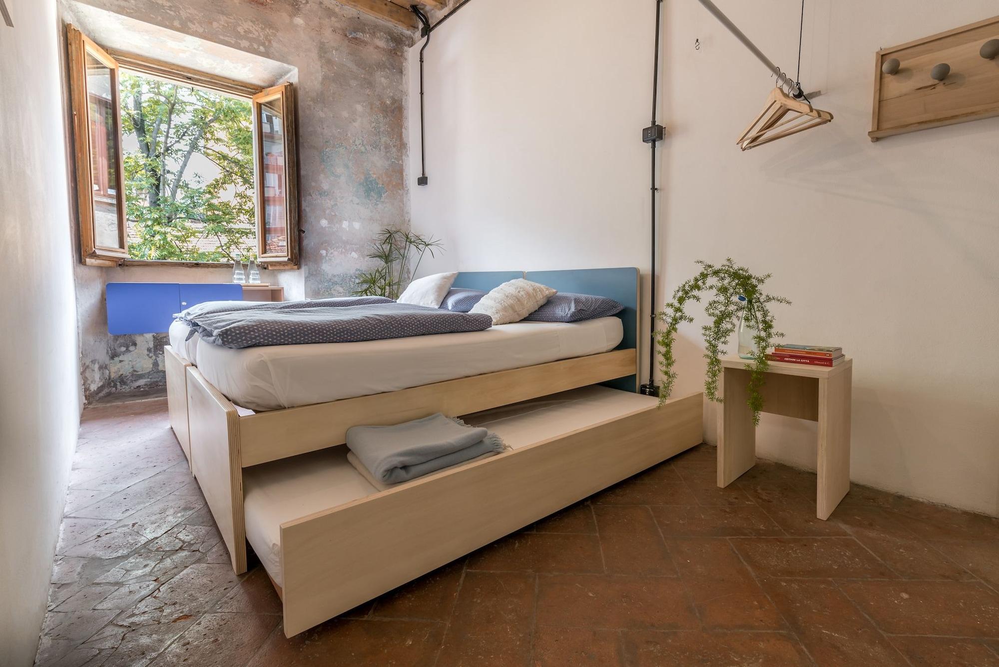 Un Posto A - All'interno Di Cascina Del 700 * Mailand