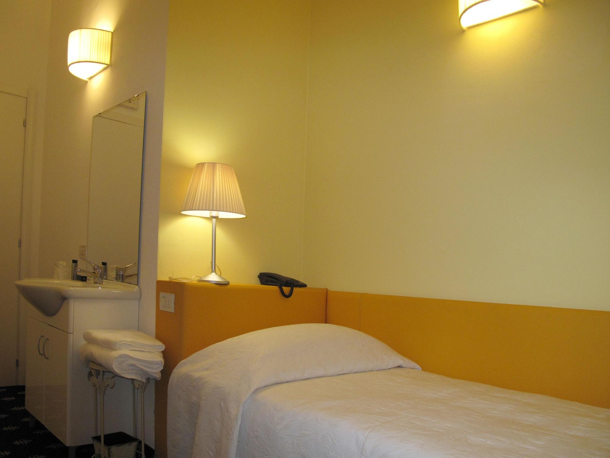 Hotel My