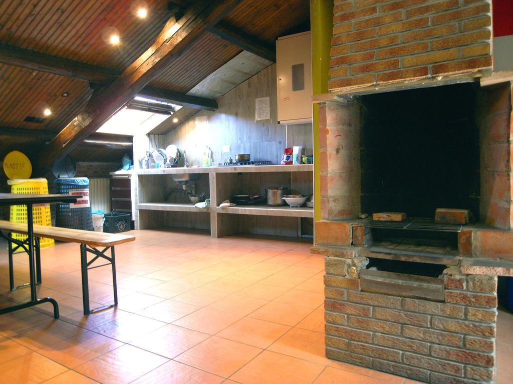 California Hostel *