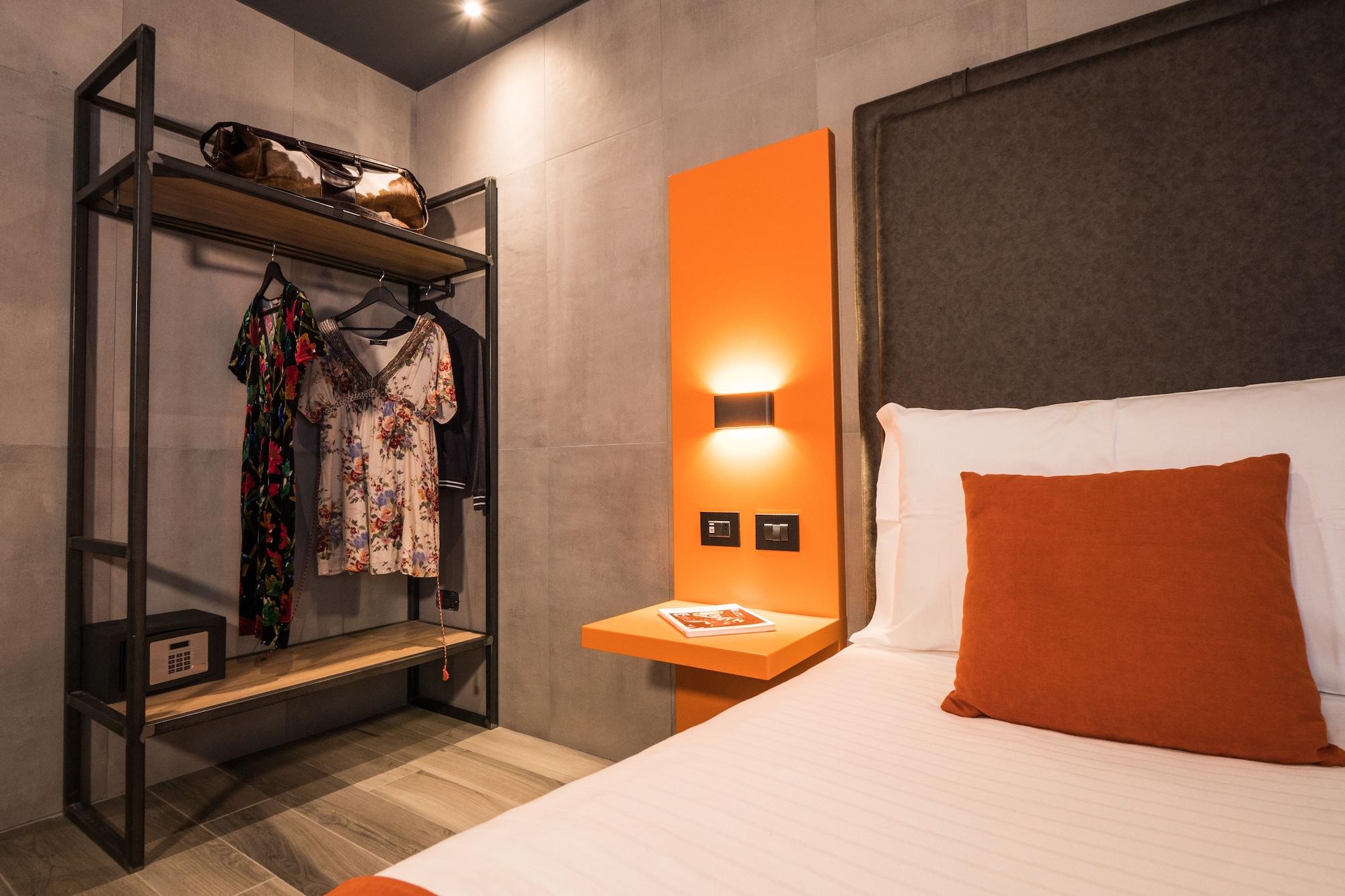 J24 Hotel