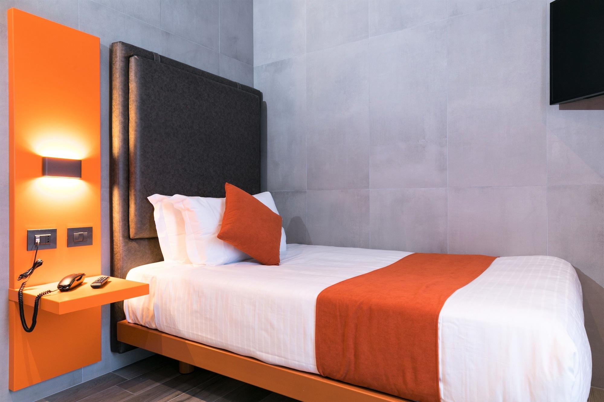 J24 Hotel