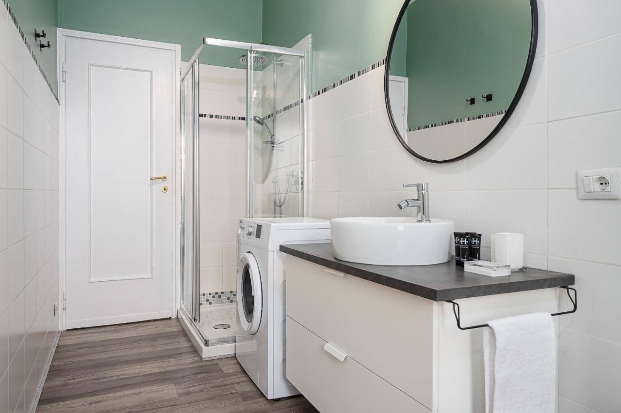 Hemeras Boutique Homes - Large In Citylife District Apartment