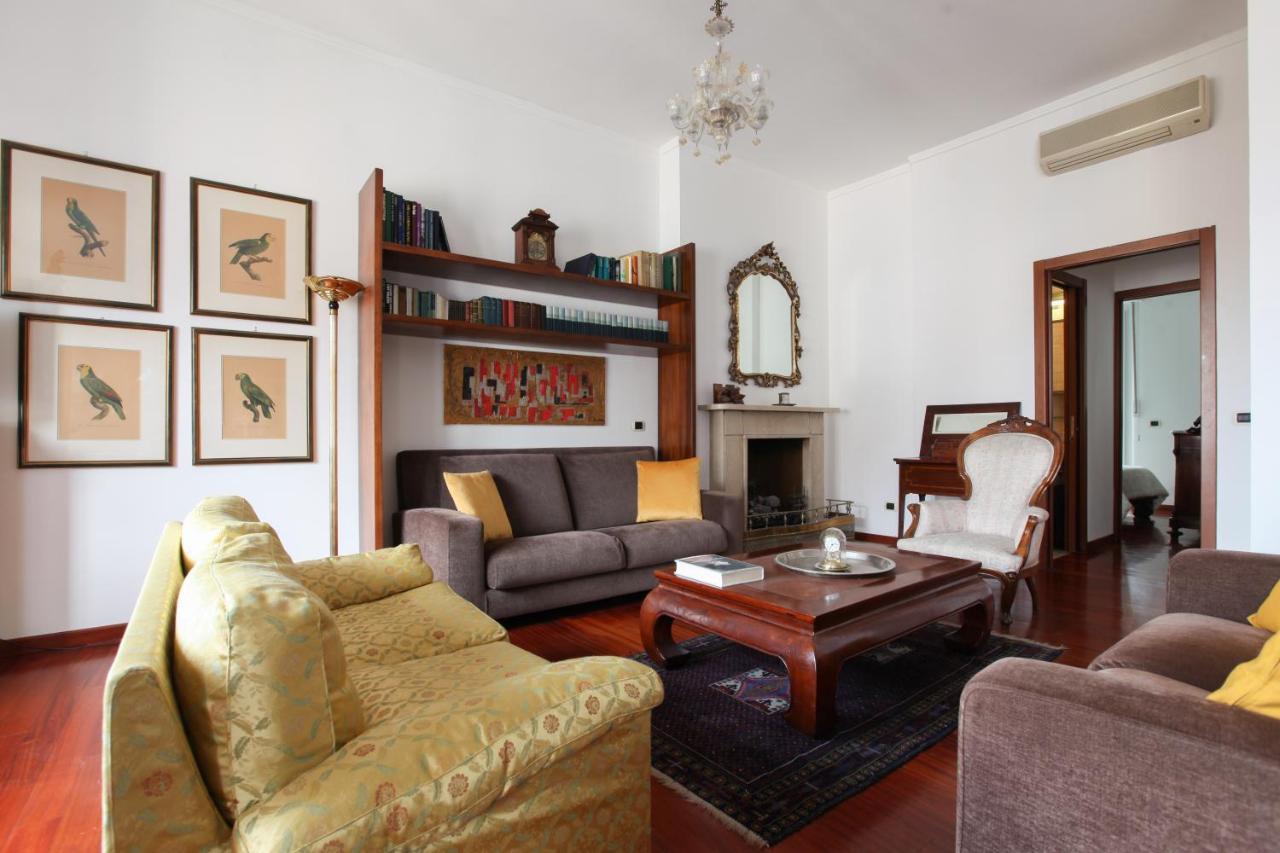 Bohemian District 2 Bdrs Apartamento