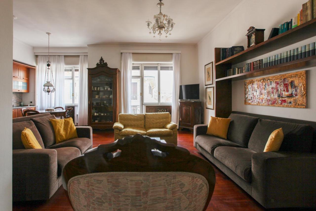 Bohemian District 2 Bdrs Apartamento *