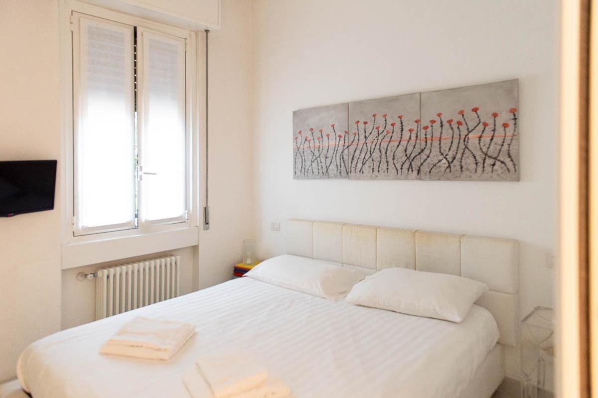Hbhall Navigli 6b * Milan