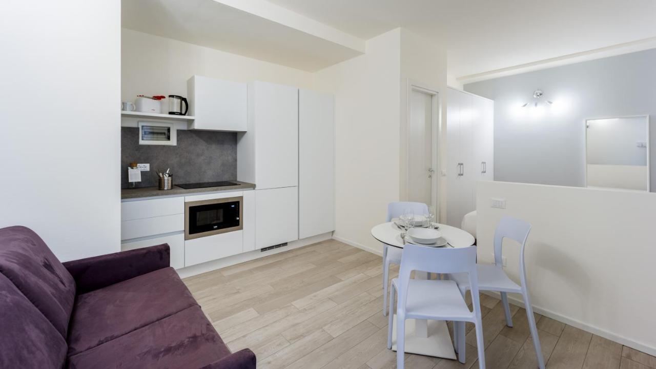 Italianway - The B Village Business Apartamento *