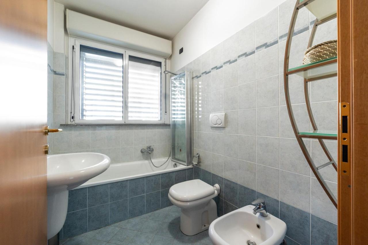 Apartment Rogoredo Apt With Terrace! Mailand