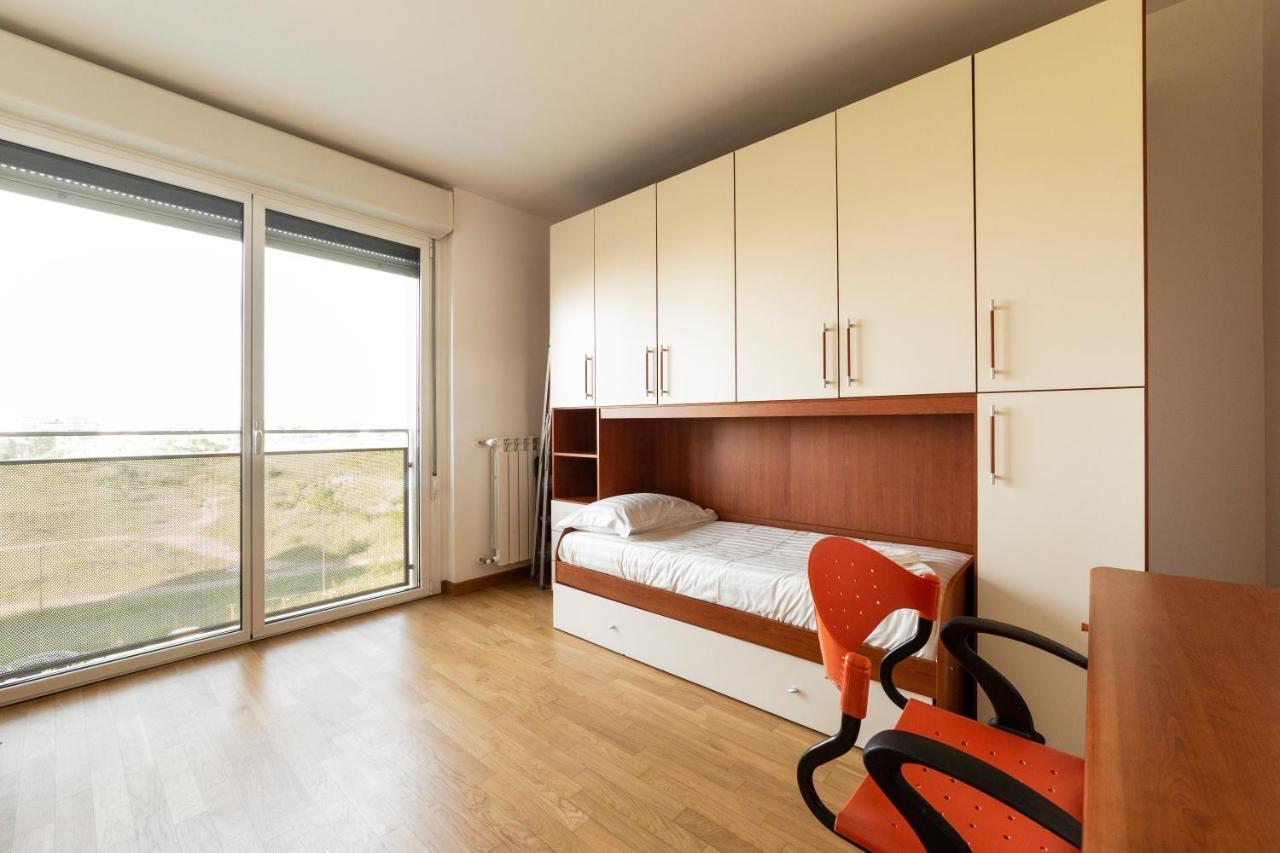 Rogoredo Apt With Terrace! *