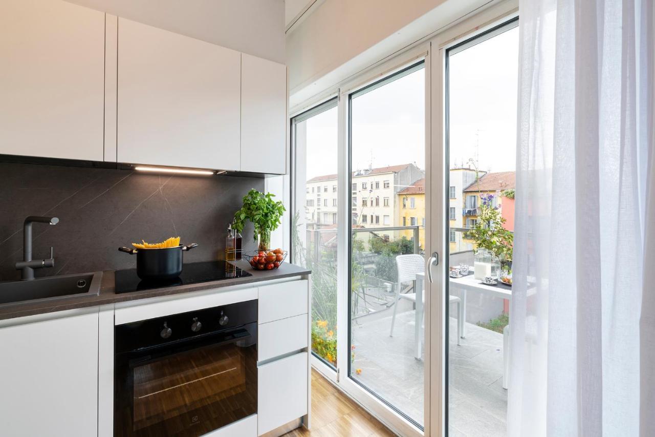 Vela Centro Con Garage Apartamento Milão