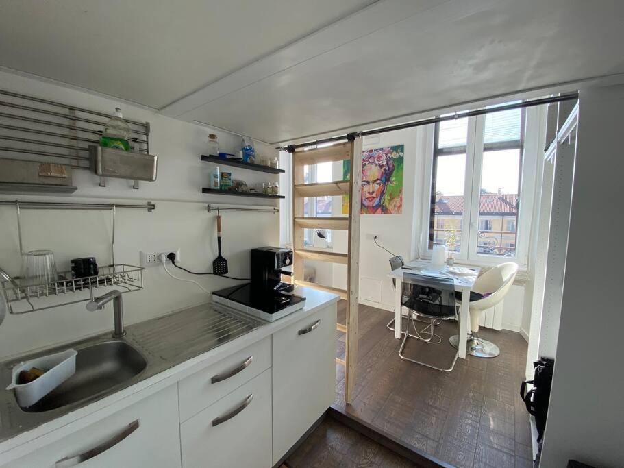 Nuovo Intero Mini Loft Su Bi-livello *