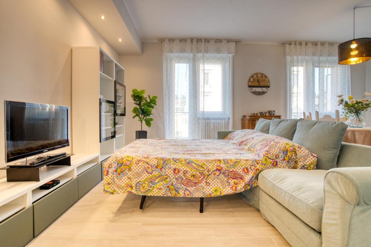 Apartamento Caseospitali - Casa Janas, Elegante Trilocale Per 5 In Zona Milão