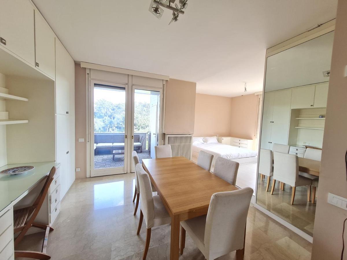 Ottoboni Charme With Terrace Apartment Milan