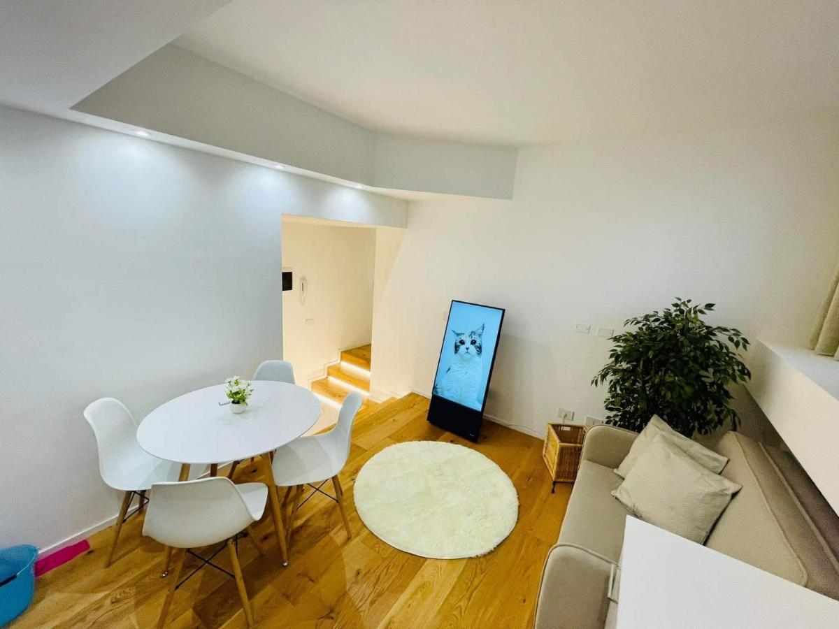 Led House Cadore - Bilocale Zona Centro Apartamento Milão