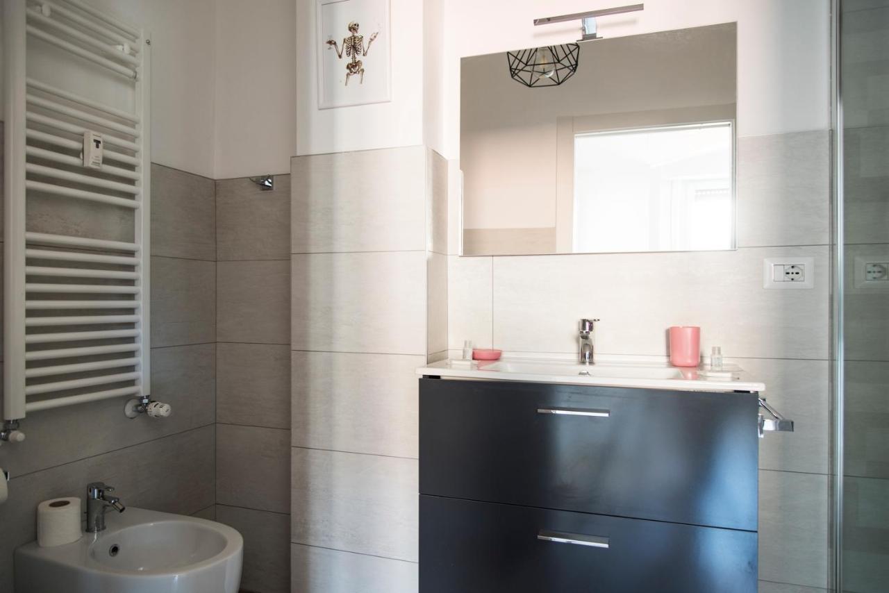 Youhosty - 25 Aprile 5 Apartamento *