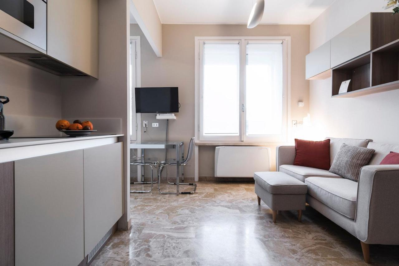 Contempora - Elvezia 8 - E54 * Mailand