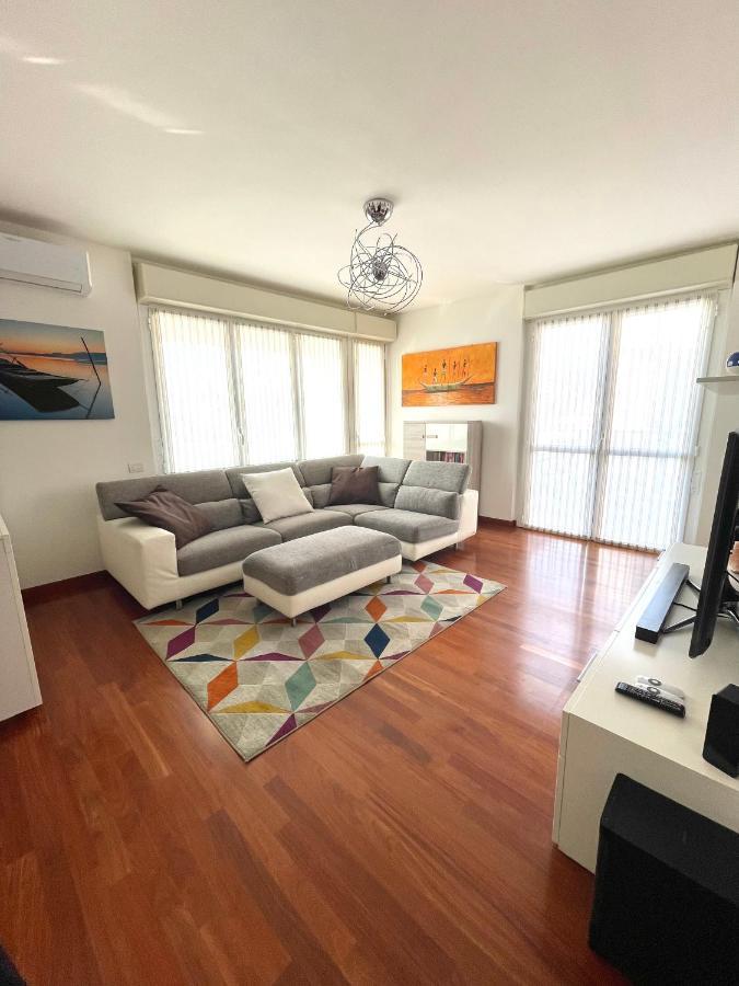 Elegant In With Panoramic Terrace Mailand