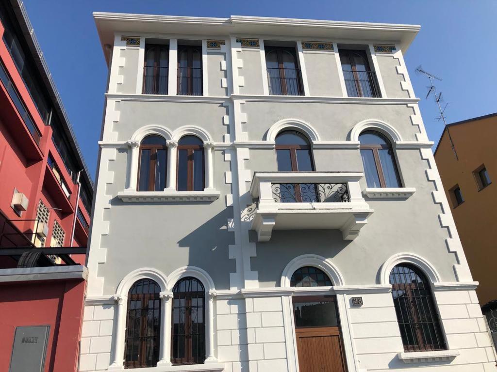 Villa Liberty In Zona Bovisa * Mailand