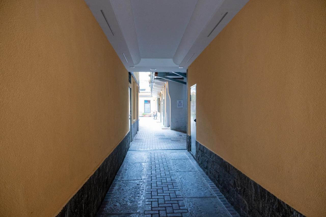 Apartment Bilocale Zona Arena Mailand