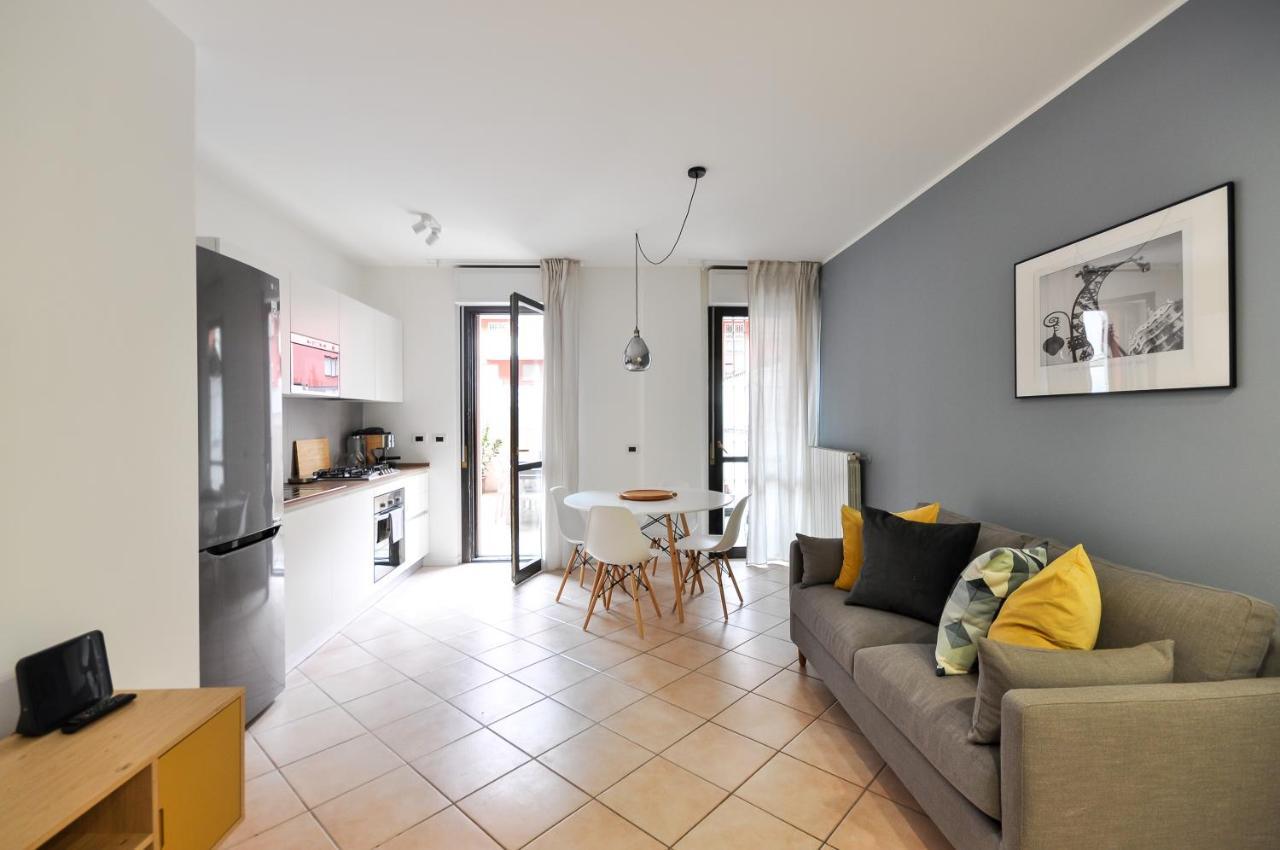 Caseospitali - Casa Cri&Eli, Super Trilocale Con Terrazzo In Zona Lambrate Per 5 Apartamento Milão