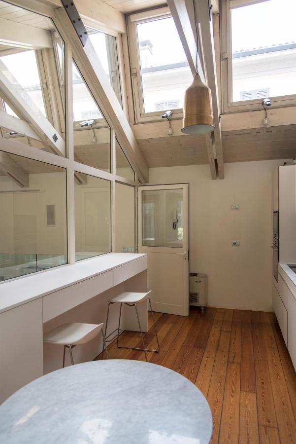 Youhosty - Luxury Town House Apartamento Milão