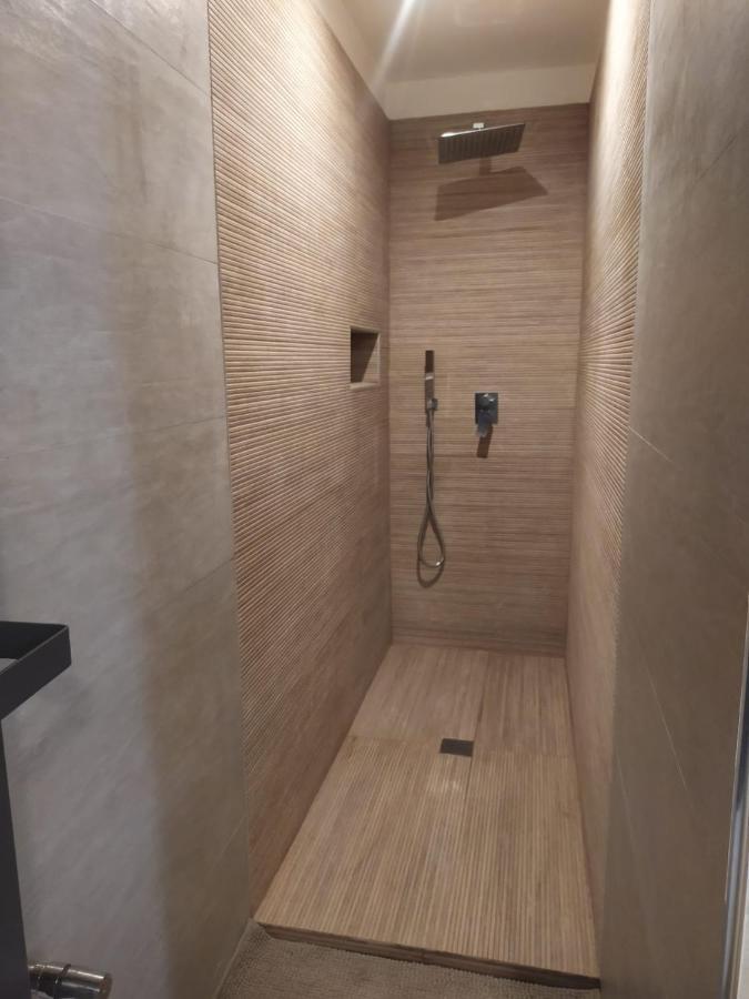 Apartment Via Lecco, *