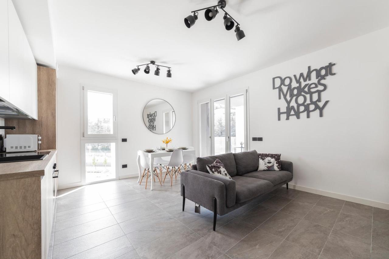 Modern Apt With Terrace And Parking! Apartment Mailand