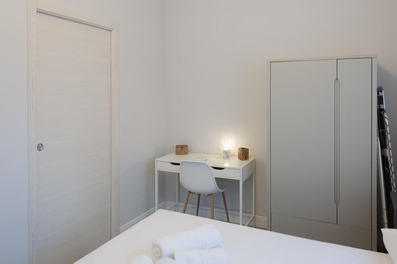 Apartment Bnbutler - Pergolesi, 6 - Accogliente E Moderno A Due Passi Da Tutto