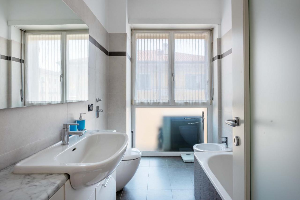 Amazing House In Porta Venezia By Easylife Apartment