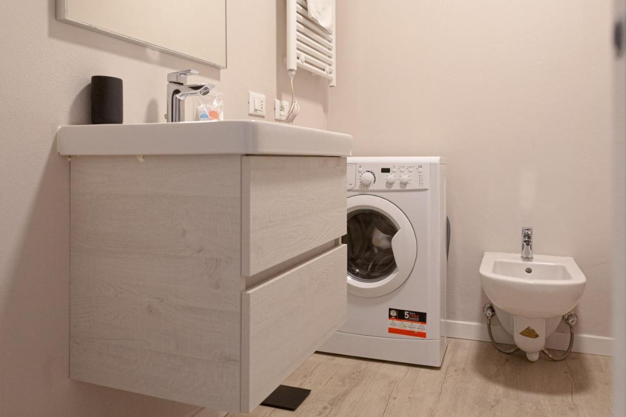 Bnbutler - Casati, 2 - Glamour In Citta Tra Shopping E Notturna Apartment