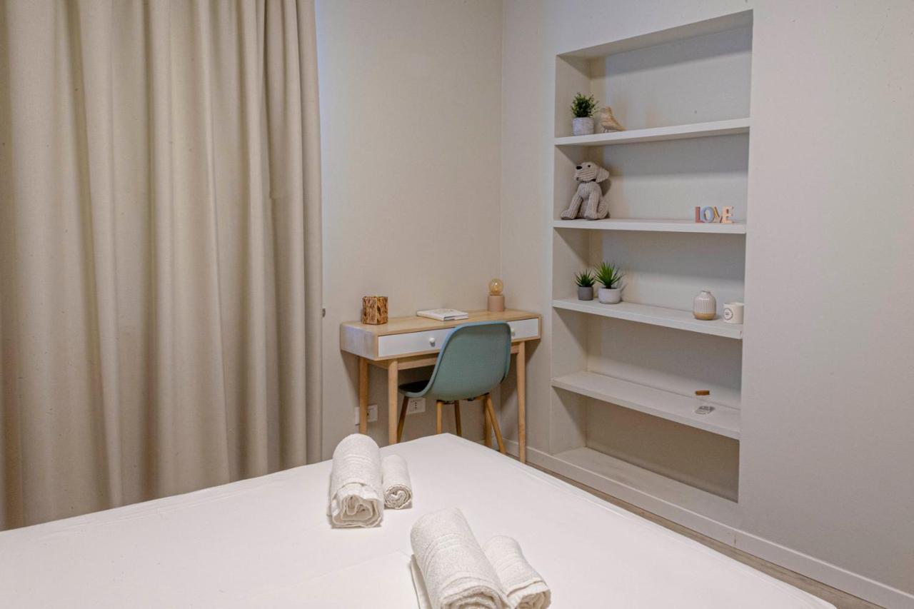 Apartment Bnbutler - Casati, 2 - Glamour In Citta Tra Shopping E Notturna *