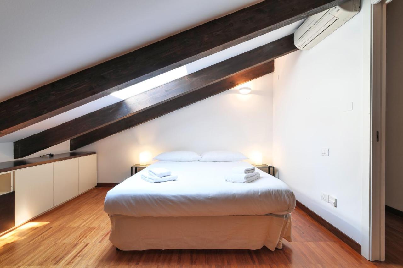 Primopiano - Alzaia Apartment Mailand