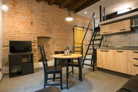 Studio Miller Apartment *