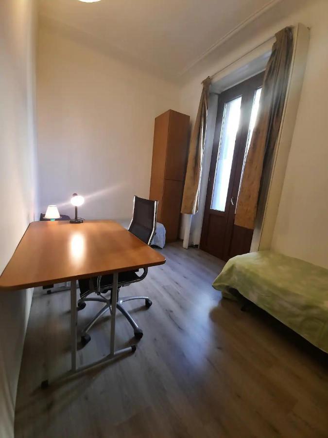 Private In A Quiet In The City Center Homestay Milan