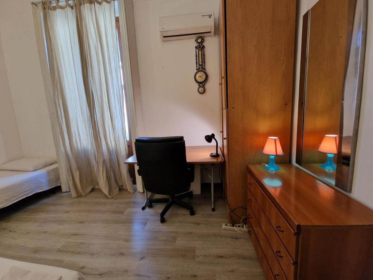 Private In A Quiet In The City Center *