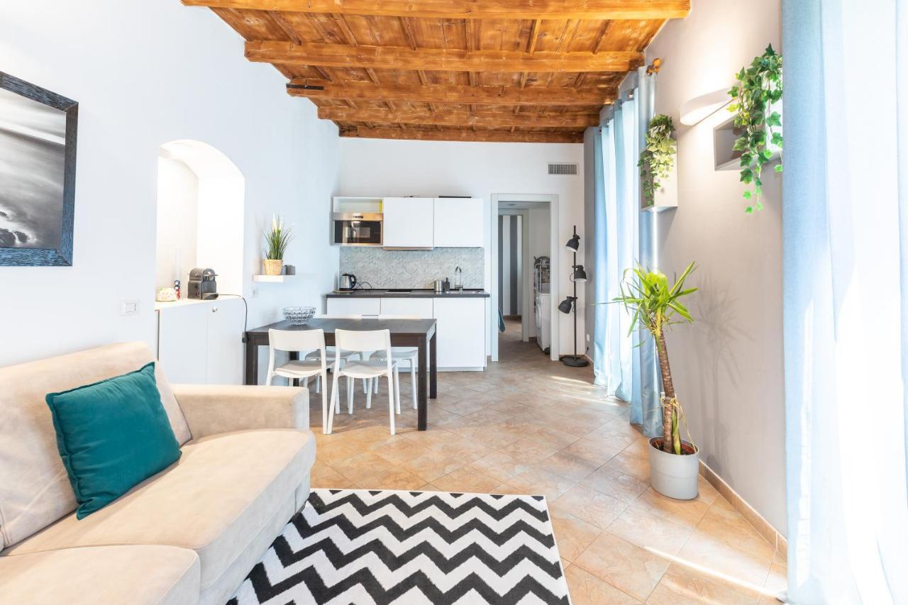 Apartment - Alzaia Naviglio Grande