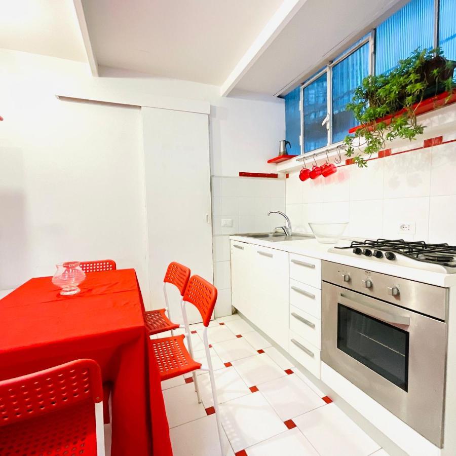 Apartment House In Navigli Center *