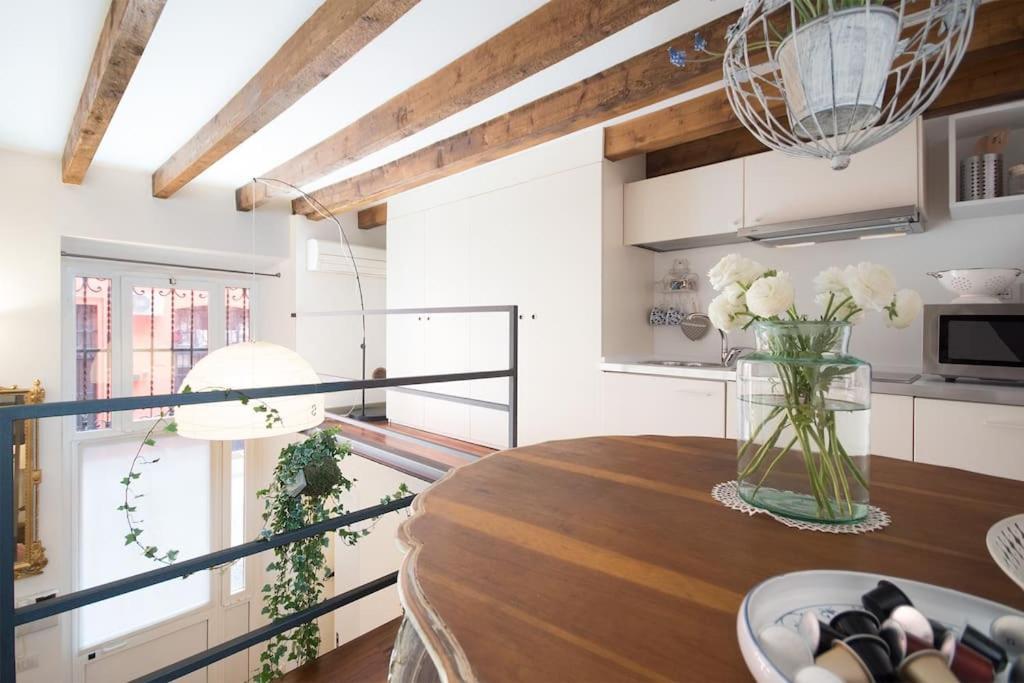 Apartamento Romantic Loft Porta Venezia Milão