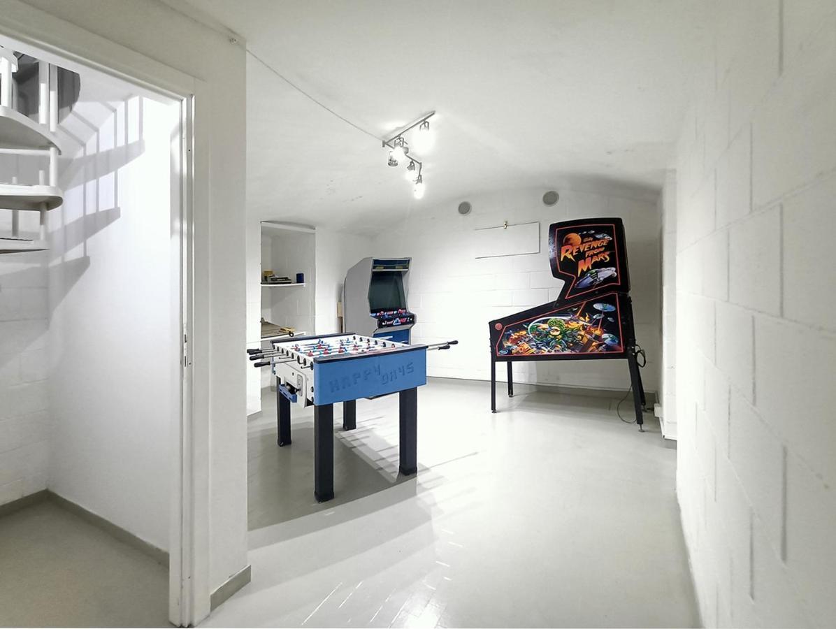 Apartment Game House In The Center